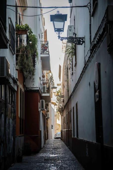 Apartament Imperial Center Seville New Management Since April Екстер'єр фото