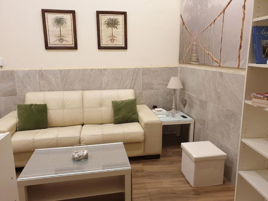 Apartament Imperial Center Seville New Management Since April Екстер'єр фото